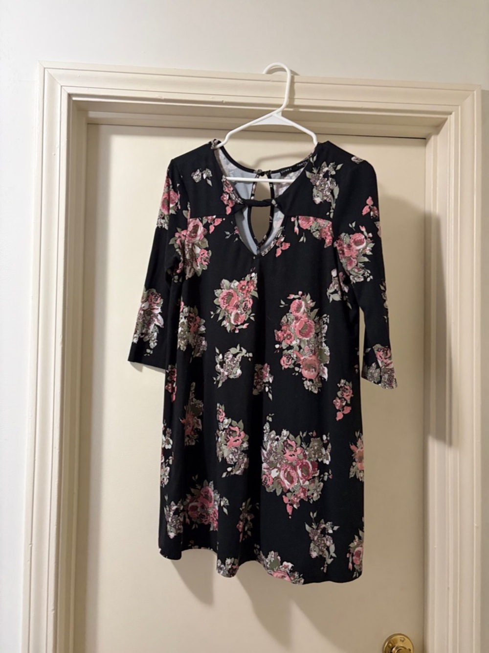 Casual Floral Keyhole Mini Dress